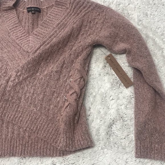 Basic Sweater - Picture 5 of 6